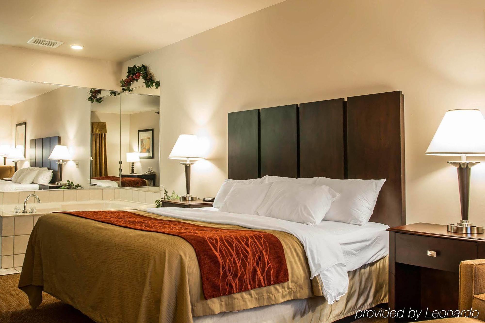 Comfort Inn & Suites Fenton Exteriör bild